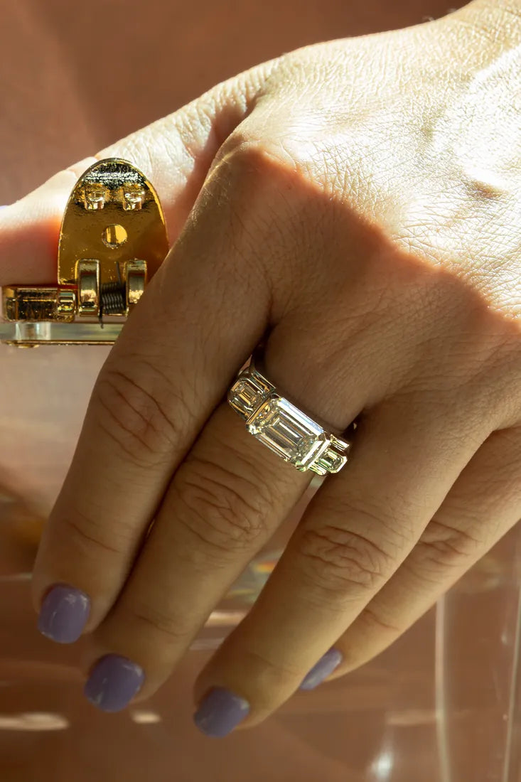 East–West Ring, worn